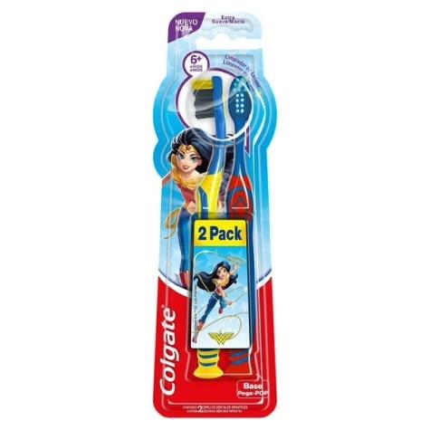 Escova Dental Colgate Infantil Batman & Mulher maravilha 6+ Extra Macia 2 Unidades - Imagem 2