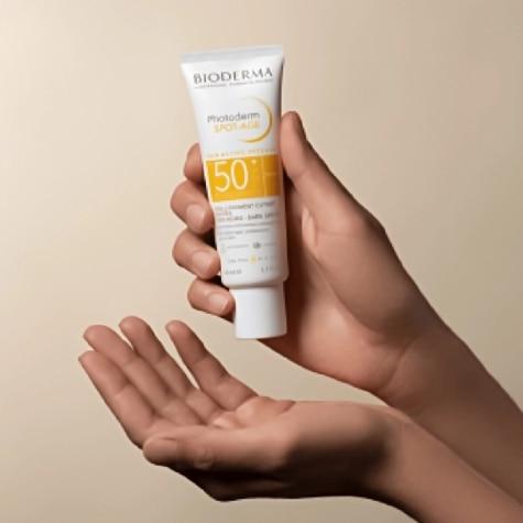 Protetor Solar Facial Bioderma Photoderm Spot-Age FPS50+ Incolor 40ml - Imagem 3