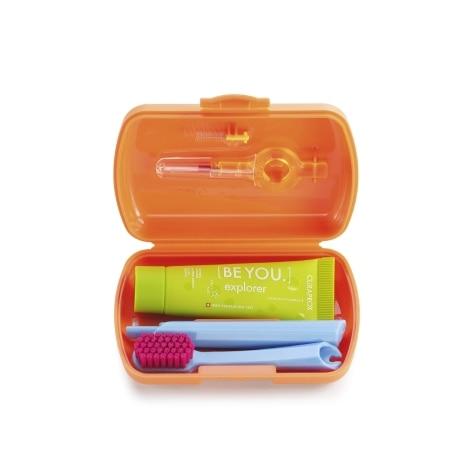 Kit Viagem Curaprox Escova Dental 5460 + Escova Interdental + Creme Dental Be You 10ml Cores Sortidas - Imagem 10