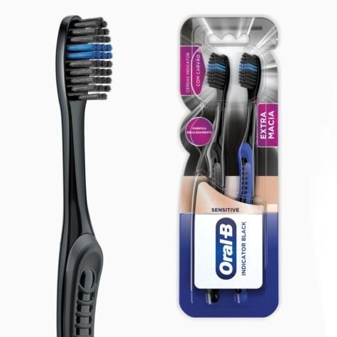 Escova Dental Oral-B Indicator Black Sensitive Carvão 2 Unidades - Imagem 3