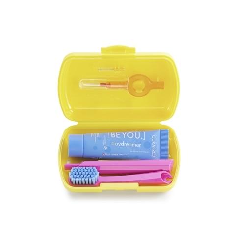 Kit Viagem Curaprox Escova Dental 5460 + Escova Interdental + Creme Dental Be You 10ml Cores Sortidas - Imagem 4