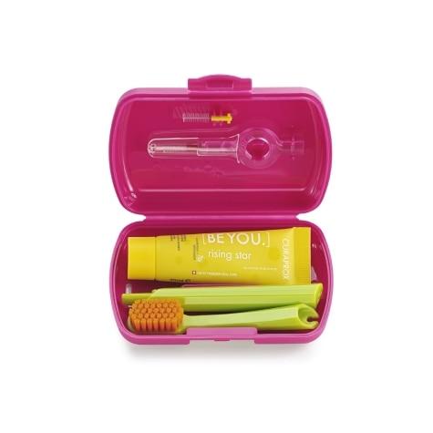 Kit Viagem Curaprox Escova Dental 5460 + Escova Interdental + Creme Dental Be You 10ml Cores Sortidas - Imagem 8